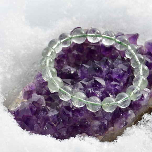 Crystalbabyhkyyc 🔮10mm+ Green Phantom Bracelet - Picture 1 of 3